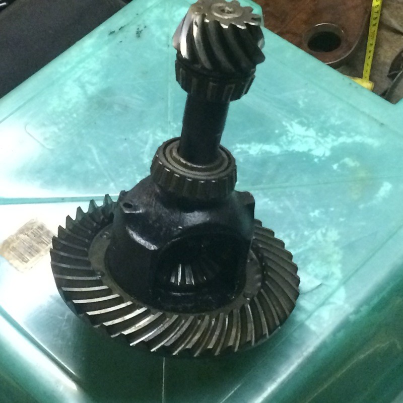 Reliant Complete Differential with Crown Wheel and Pinion