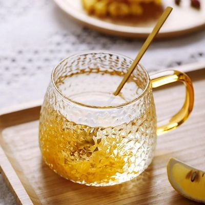 Стакленa чаша криглa со рачка FROST 400ml