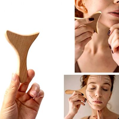 Масажер дрвен лопатка за лице мадеро и гуаша масажа