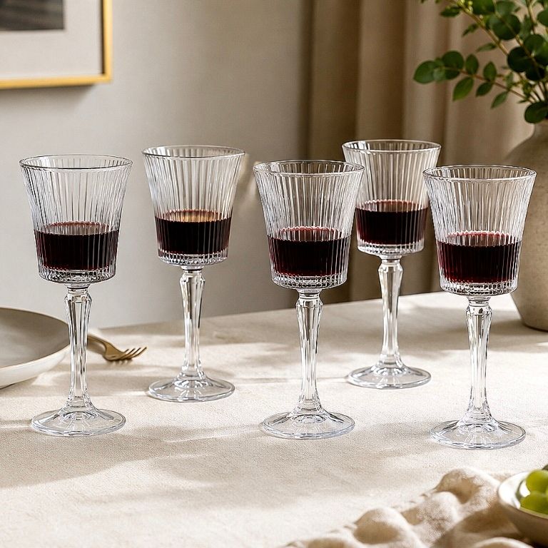 Стаклени чаши за вино Goblet Prime 