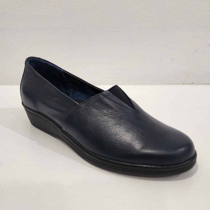 Natural Steps Navy Leather Slip on