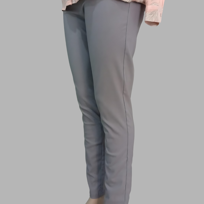 Mia Narrow Hem Pant in Grey