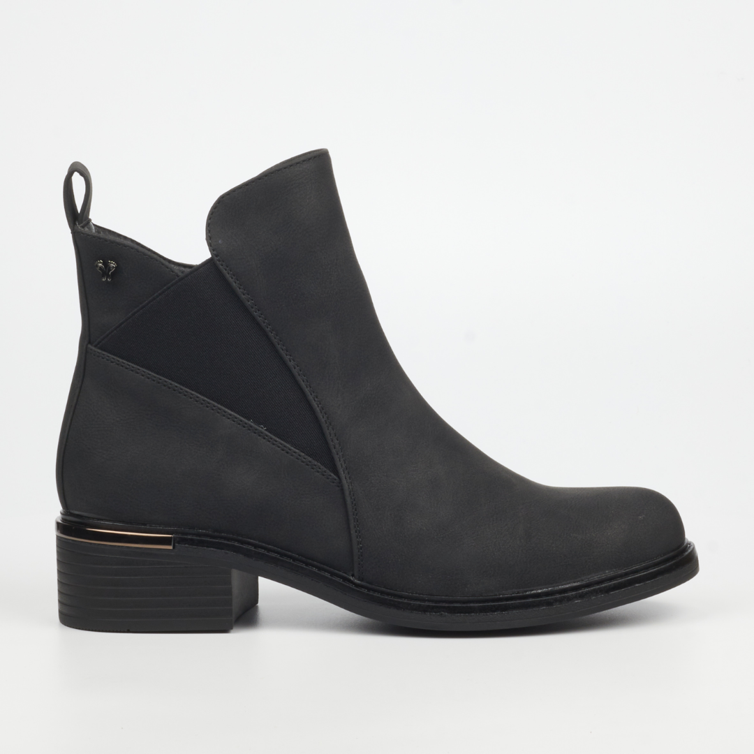 Butterfly Feet Seana 2