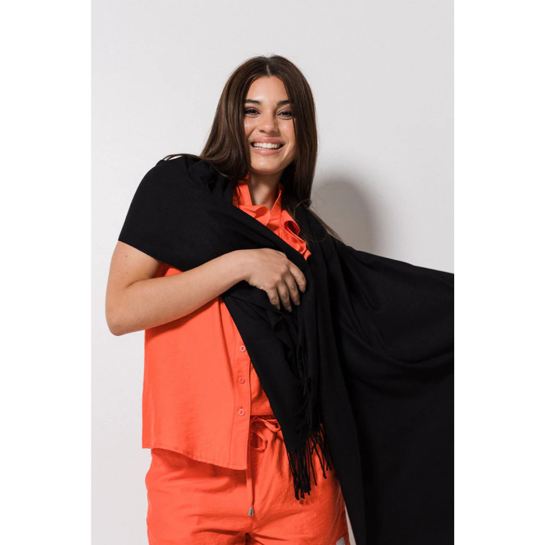 Ateljee Luxe Winter Wrap | Black