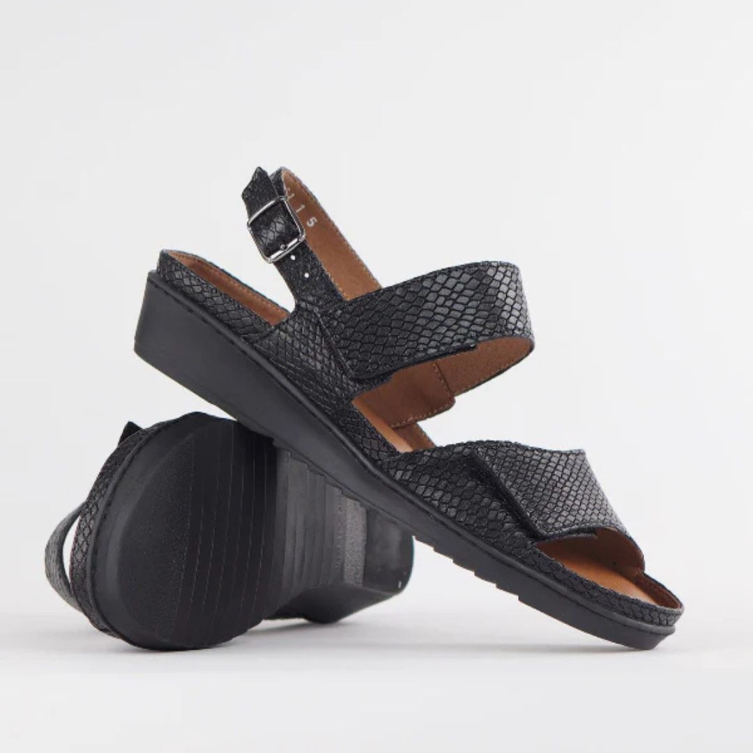 Froggie Black 2 Strap Adjustable Sandal