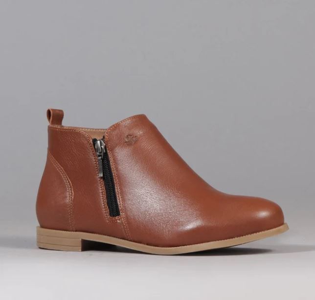Froggie Lea Cow Calf Chestnut Boots Froggie Lea Cow Calf Chestnut Boots