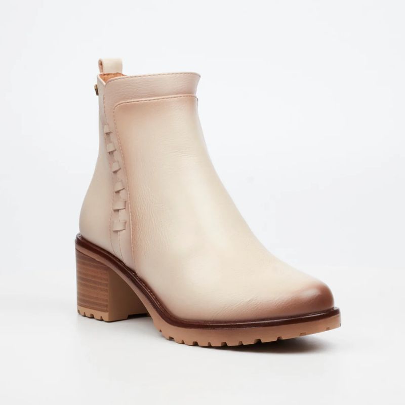 Butterfly Feet Noxer 7 Boot - Bone