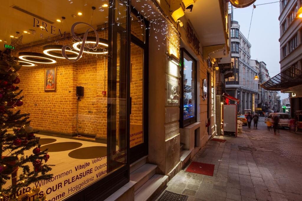Premist Hotel Istanbul | Flights Included