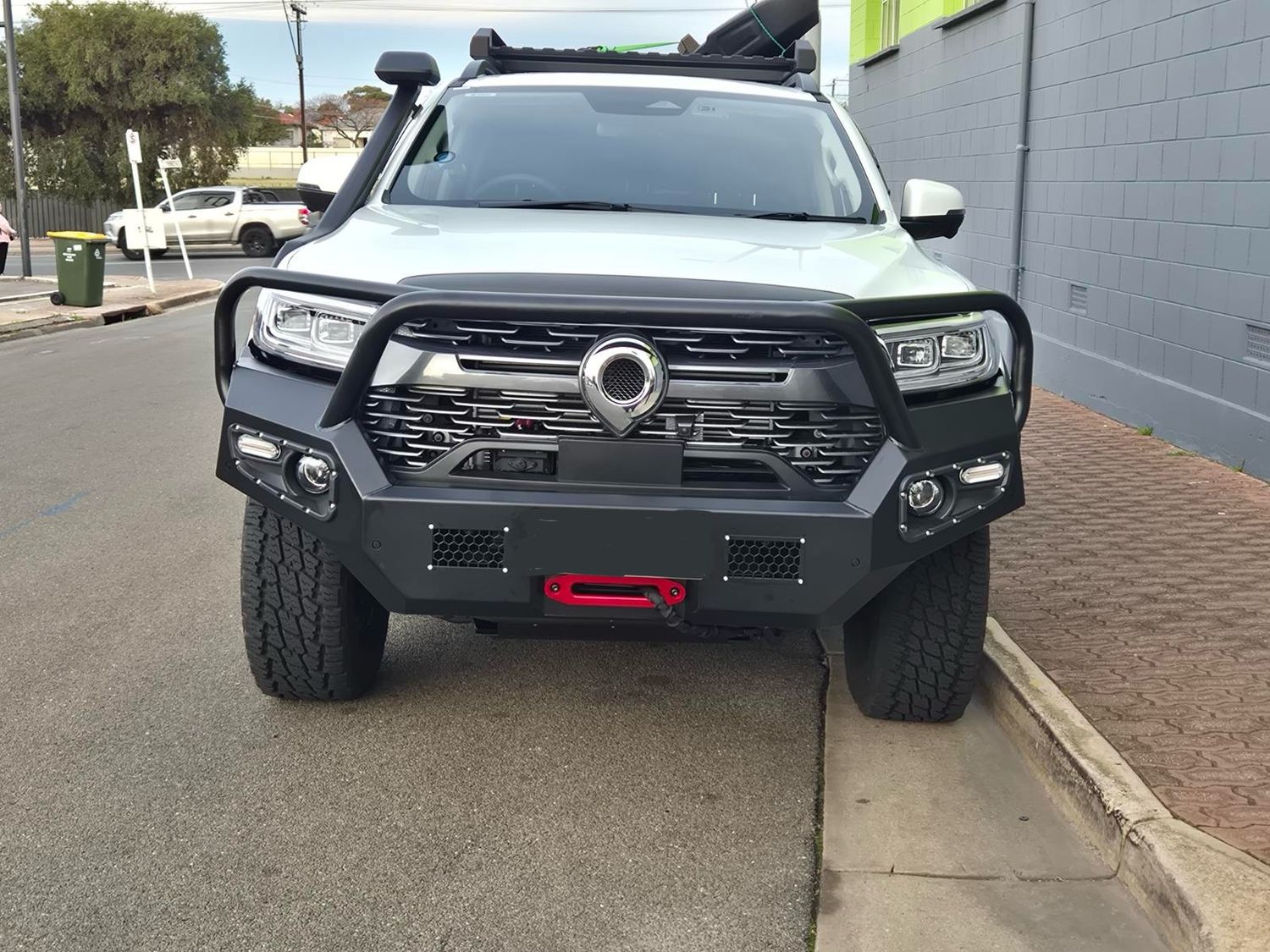 Cannon Gen 2.5 CTE Full Loop Bullbar (1 Available)