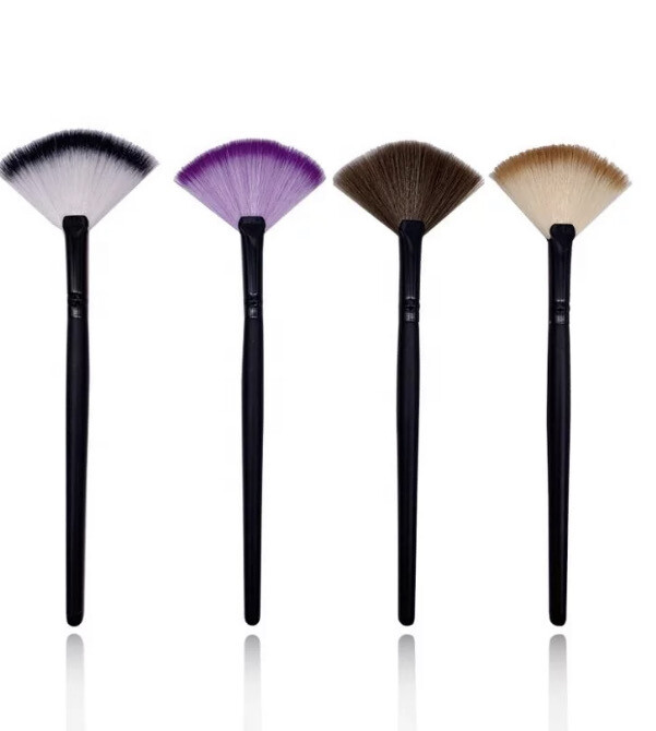 Fan Brush