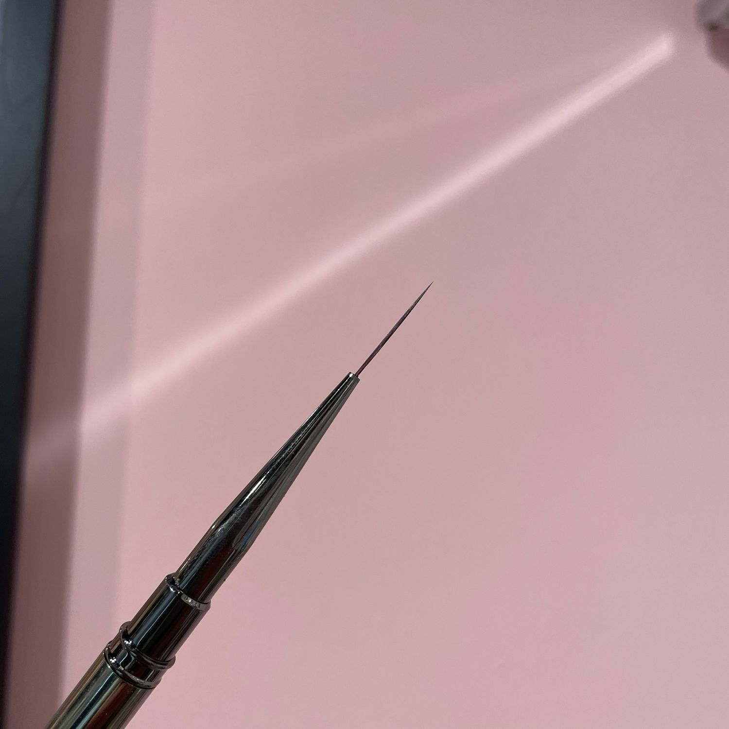 Nail Brush liner 18 mm