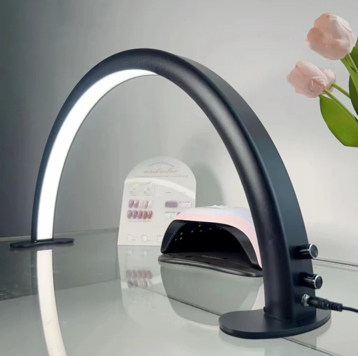 Half Moon LED Table Lamp Black