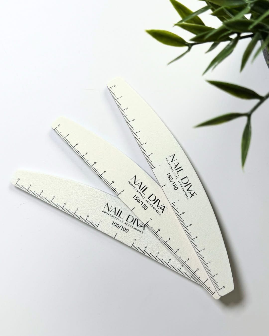 Medium-Fin Negle Fil 150/150 par stk. 