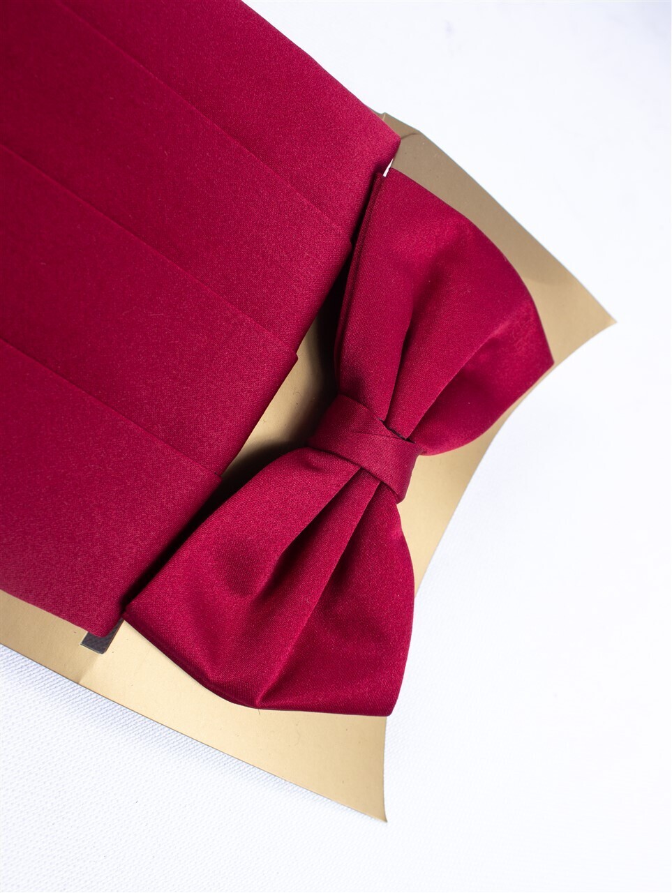 Piscado Bow Tie &amp; Cummerbund Set