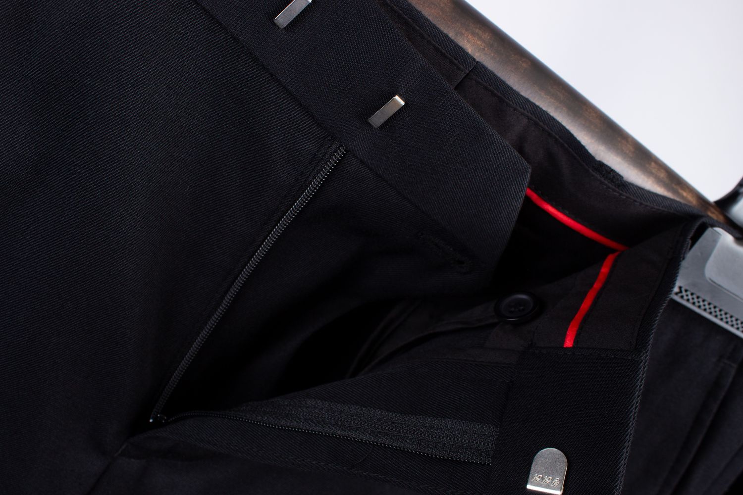 BURTON TAILORED FIT STRIPPED