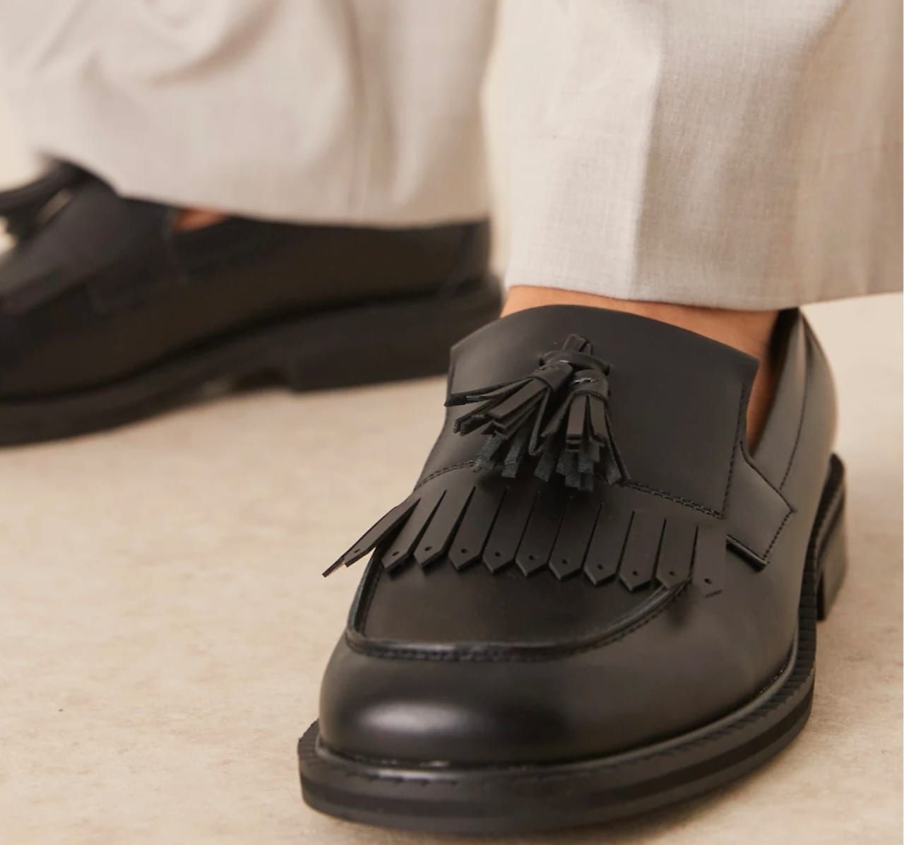 Square Toe Loafers In Black With Fringe Detail