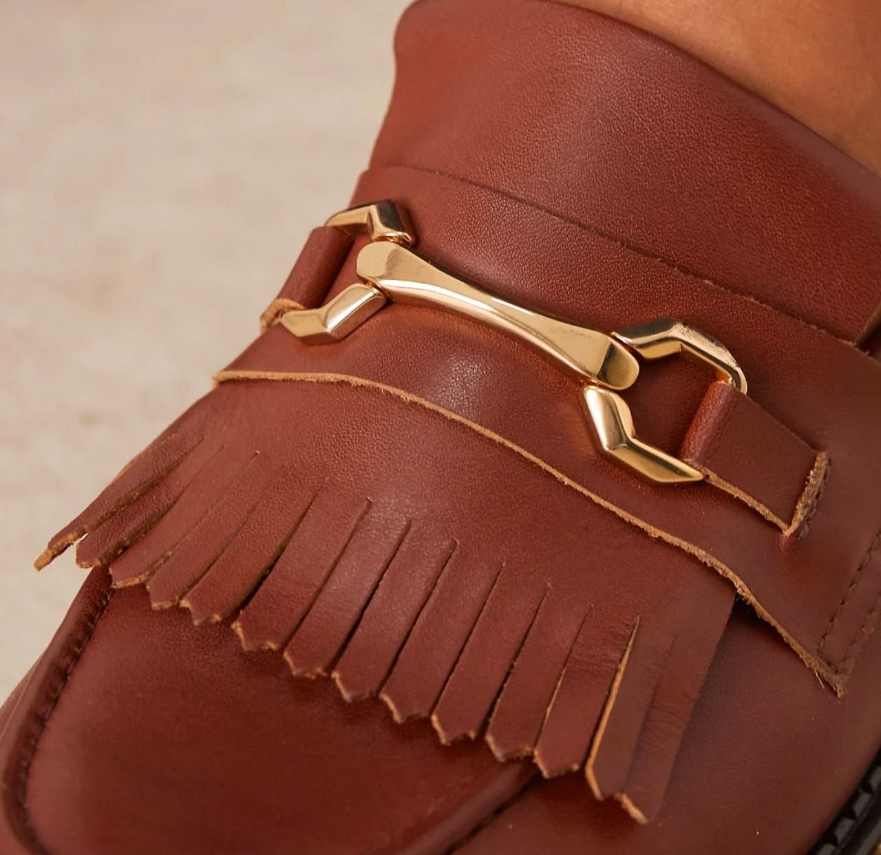 Portugal Loafers In Tan Leather With Fringe &amp; Snaffle