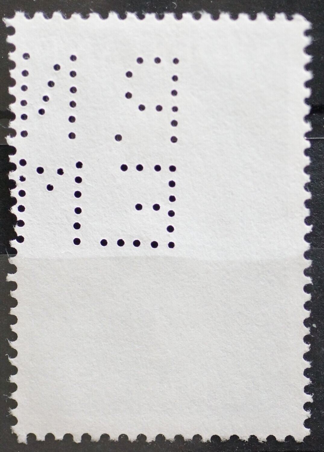 P.N.E.M. op NVPH 952