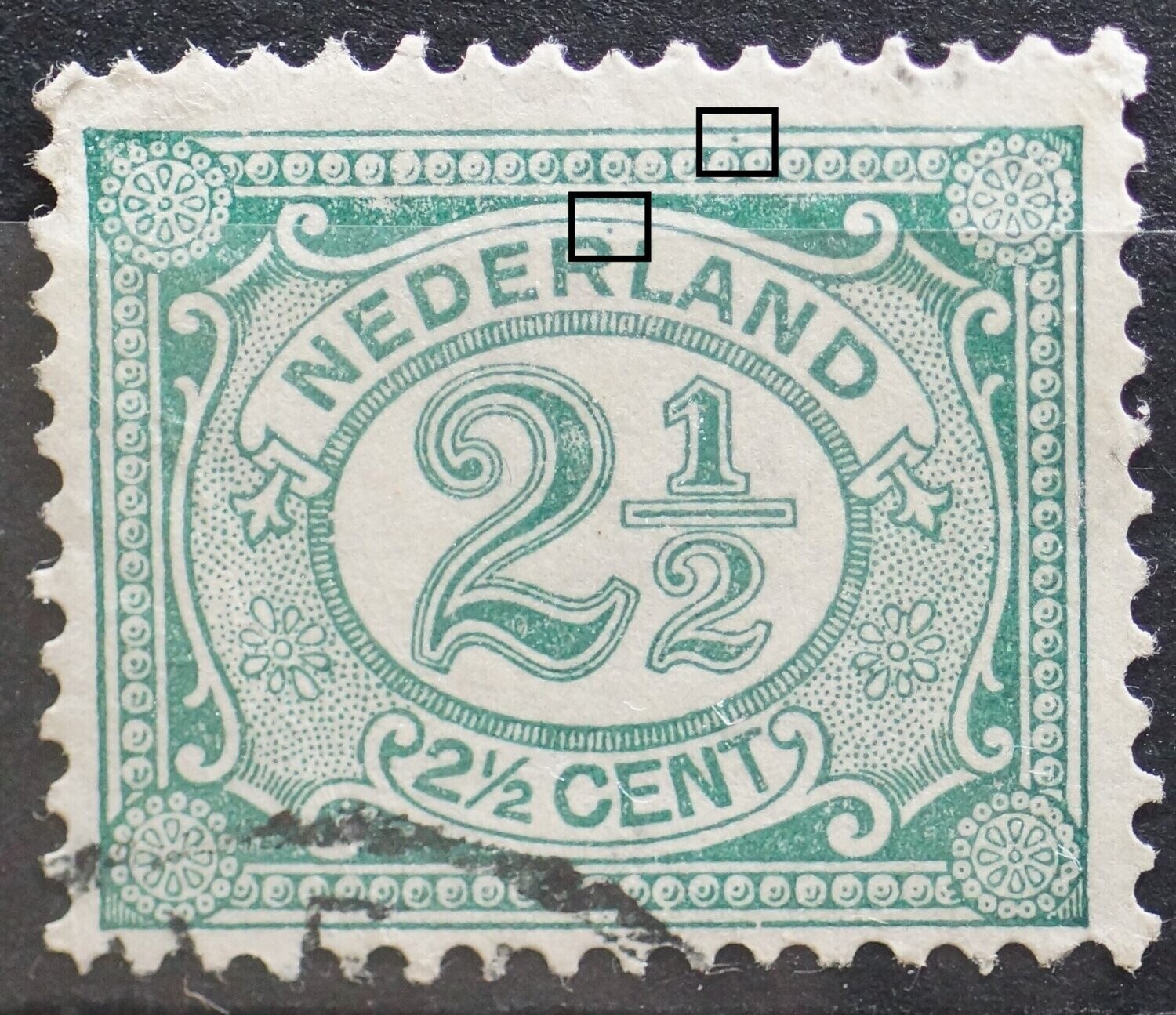 NVPH 55 - groene stippen, o.a. boven R van NEDERLAND