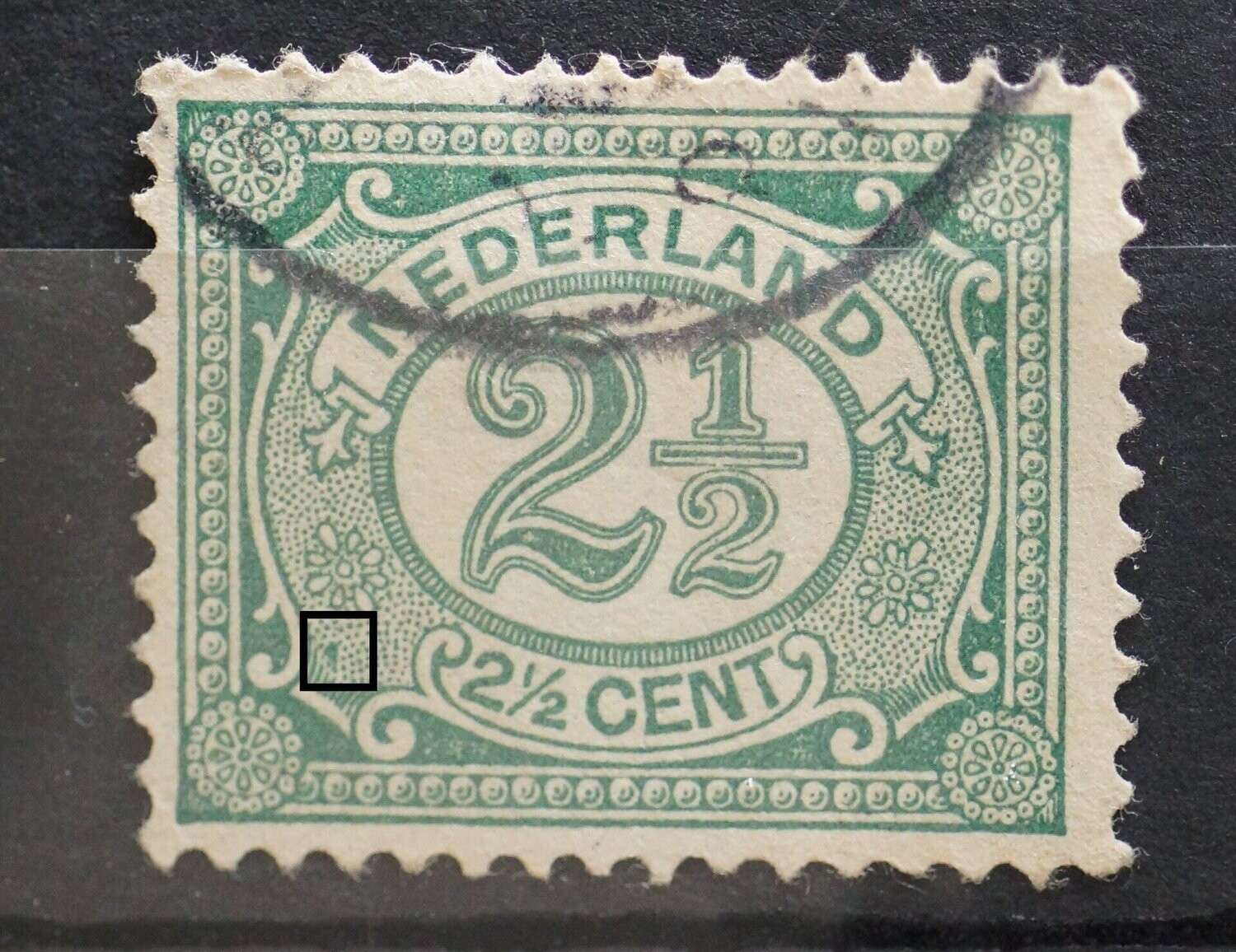 NVPH 55 - groene vlek links