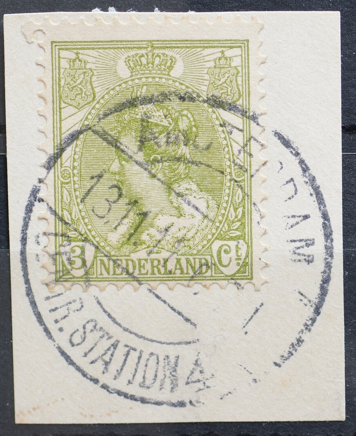 Amsterdam Centr. Station 4 op NVPH 57 vrij schaars