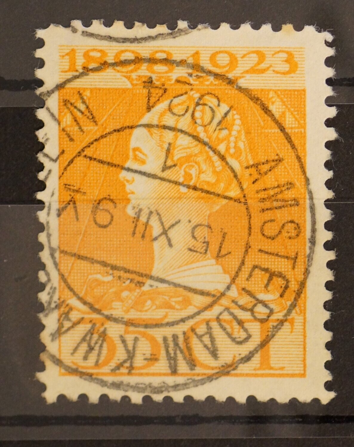 Amsterdam-Kwakersplein 1 op NVPH 126