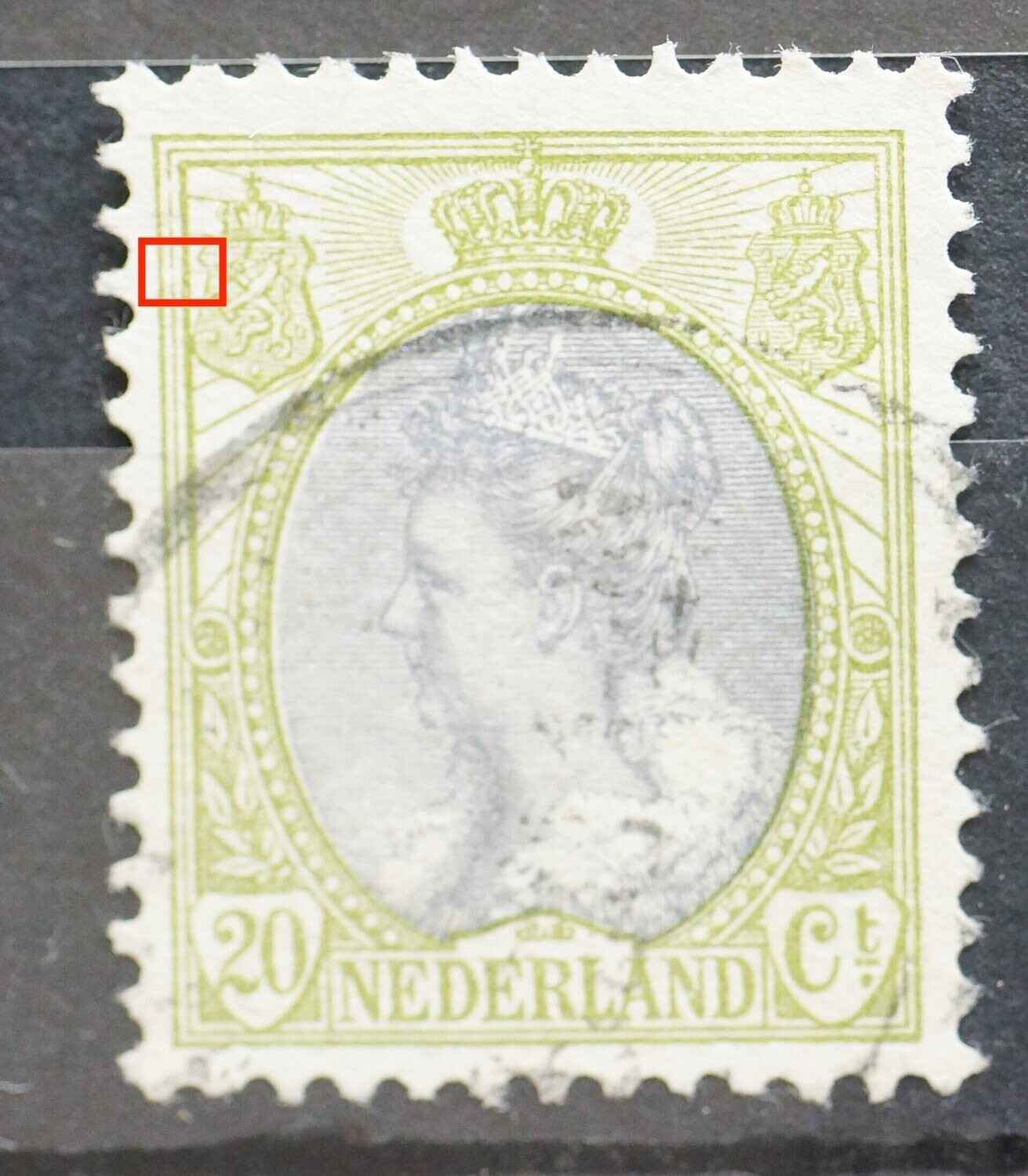 NVPH 69 - breukjes in middelste kaderlijn, links boven