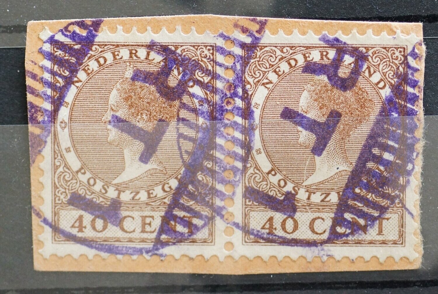 gummistempel RT 1 op NVPH 160 (paar)