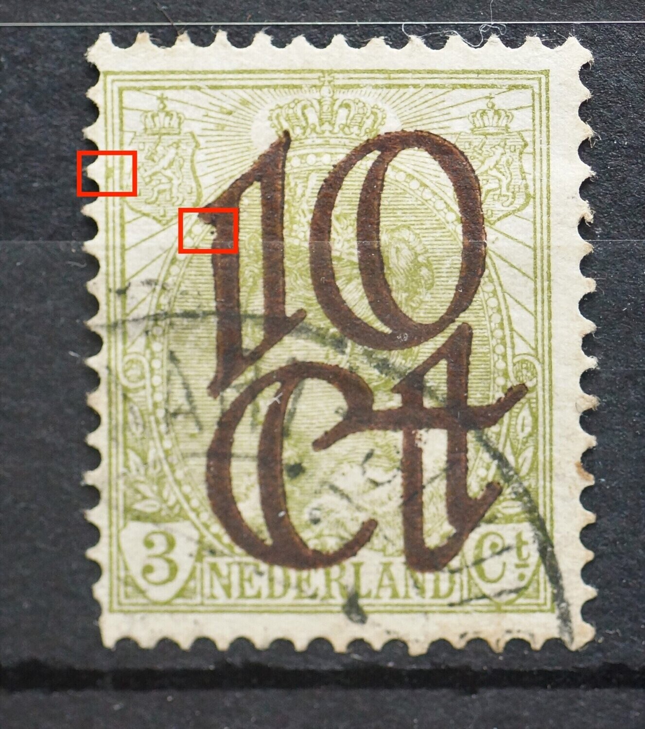 NVPH 116 - groene vlek tussen kaderlijnen links boven en stip in opdruk 10