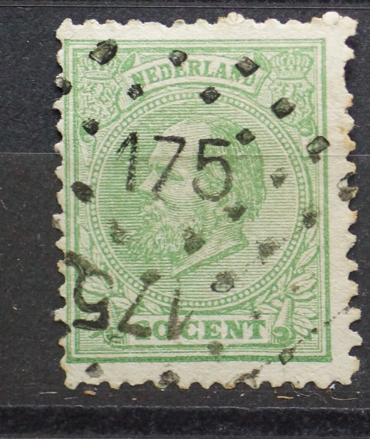 175 (2x) (Stadskanaal) op NVPH 24