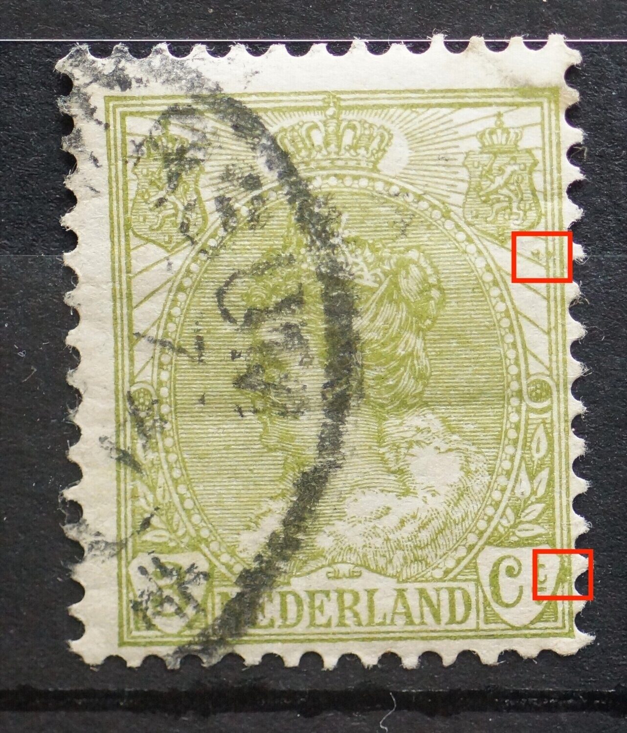 NVPH 57 - groene vlekken rechts van Ct. en onder rechter wapenschild