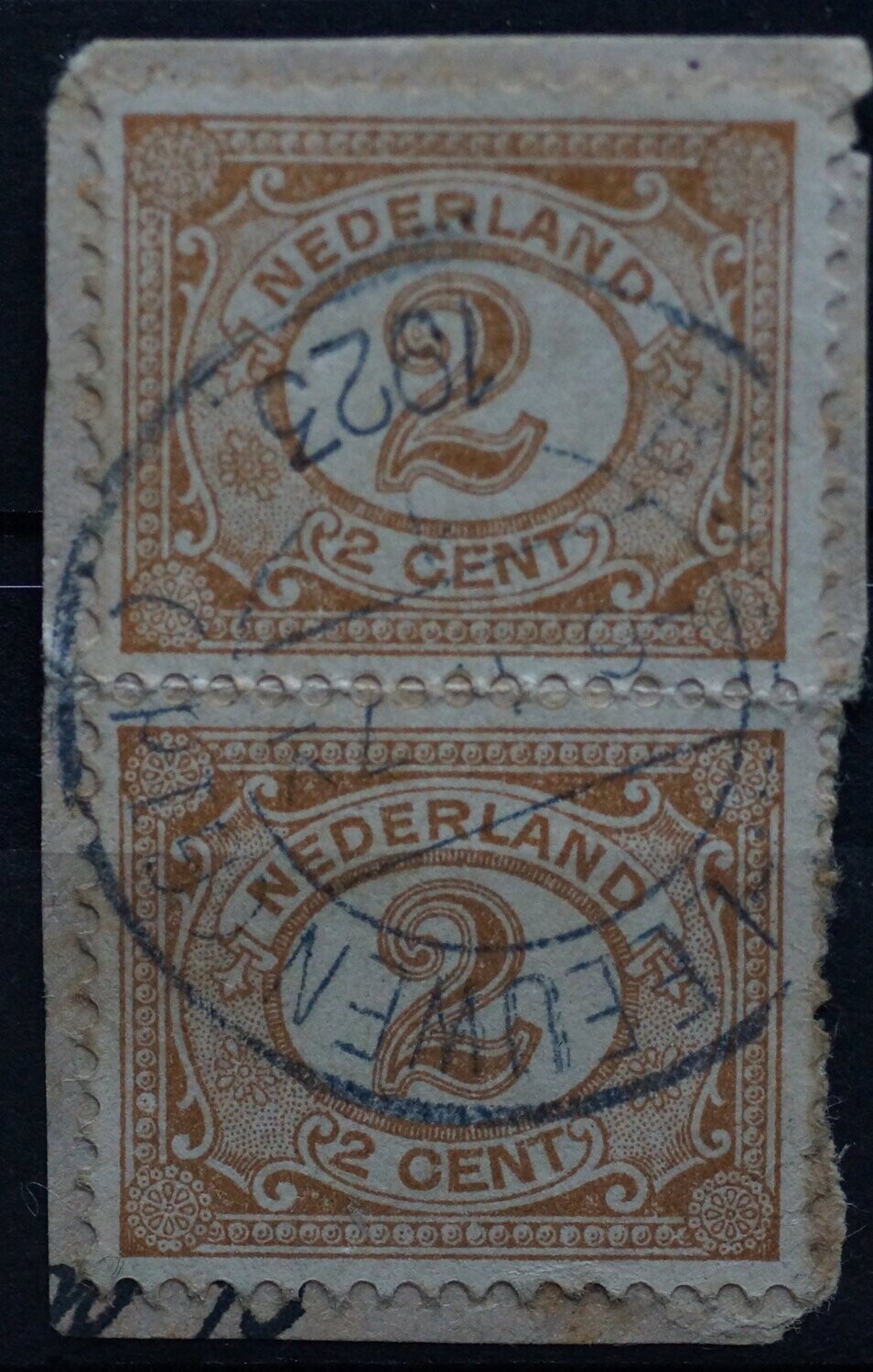Beneden-Leeuwen 1 op NVPH 54 (paar)
