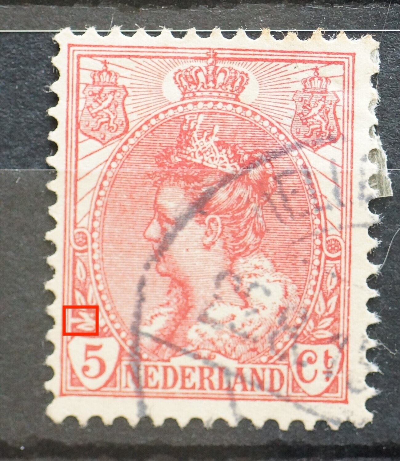 NVPH 60 - witte vlek in bladeren boven de 5