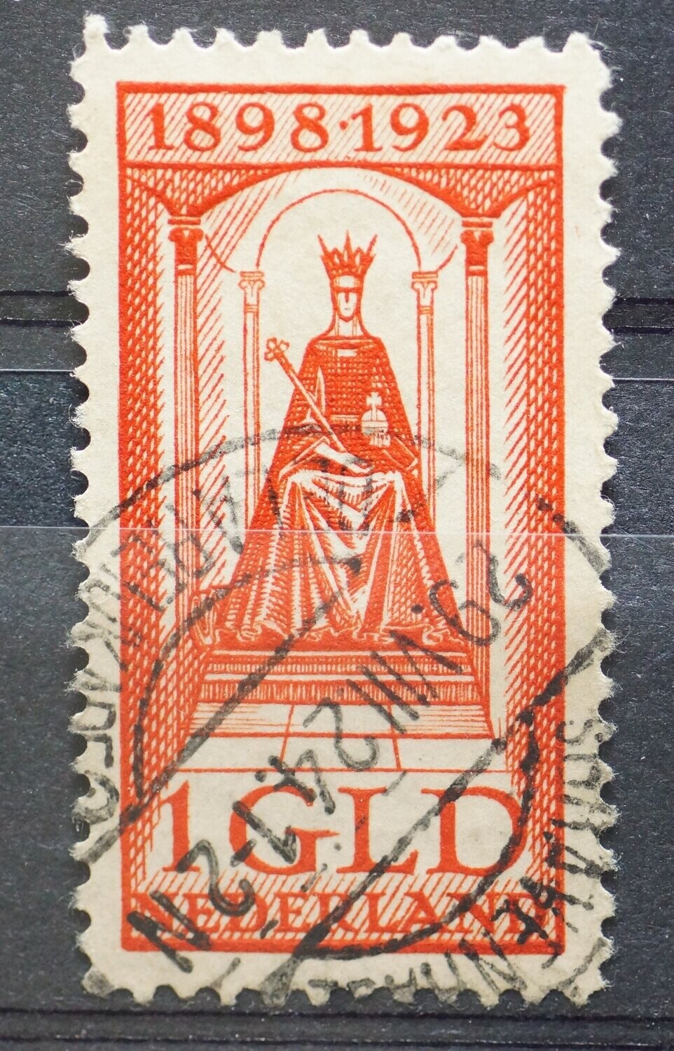 sGravenhage De Lareijkade 2 op NVPH 129 - vrij schaars