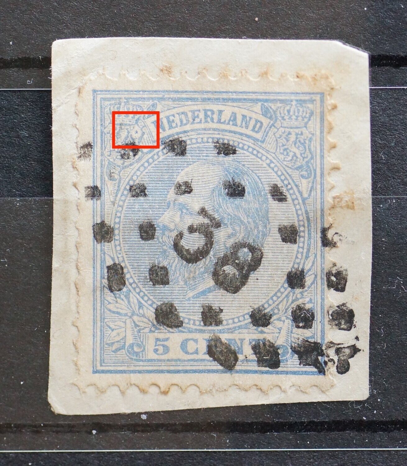 NVPH 19 - blauwe punt in witte vlek, linker wapenschild