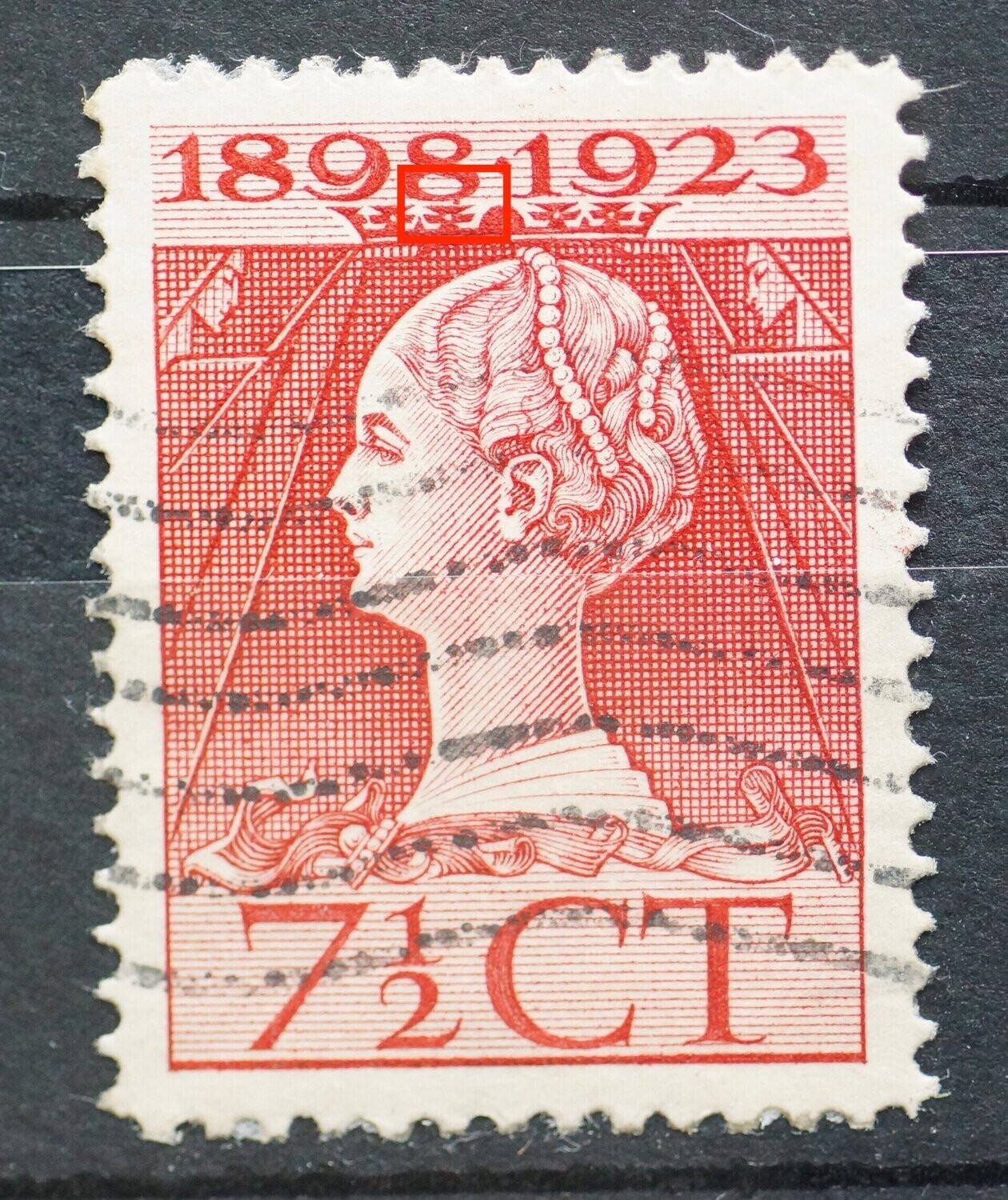 NVPH 123 - rode stip onder tweede 8 van 1898