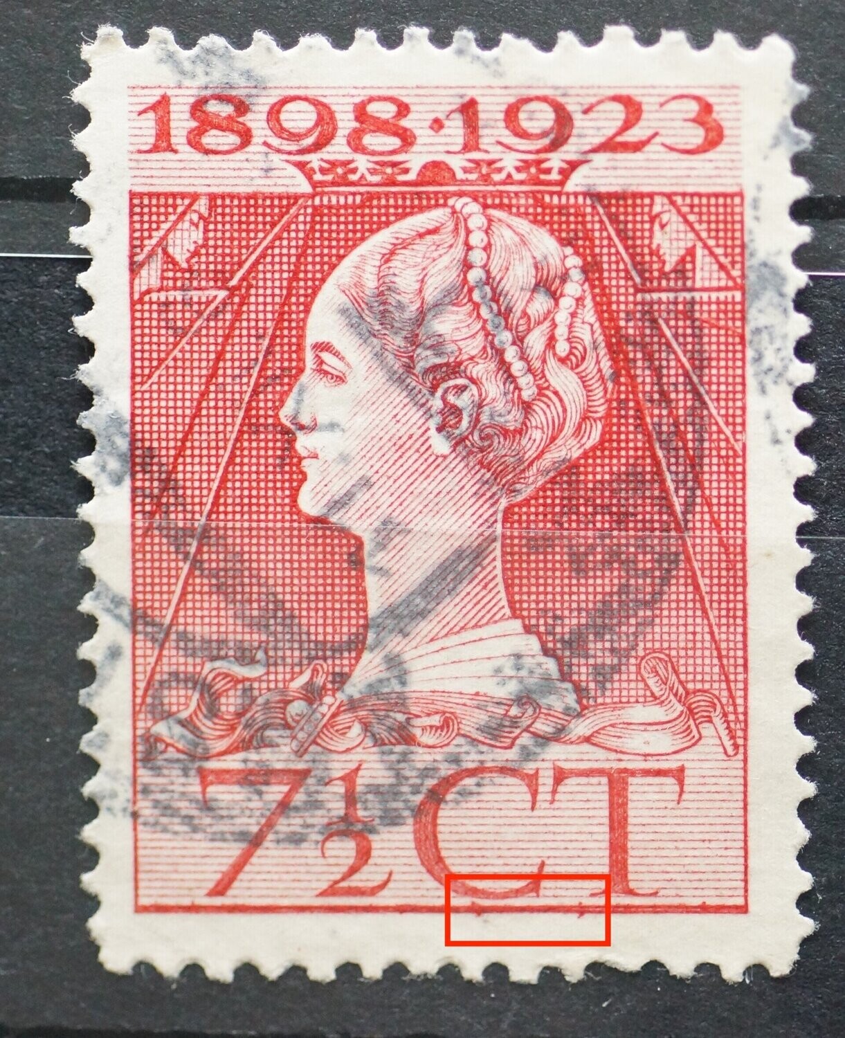 NVPH 123 - rode vlekken onder C van CT