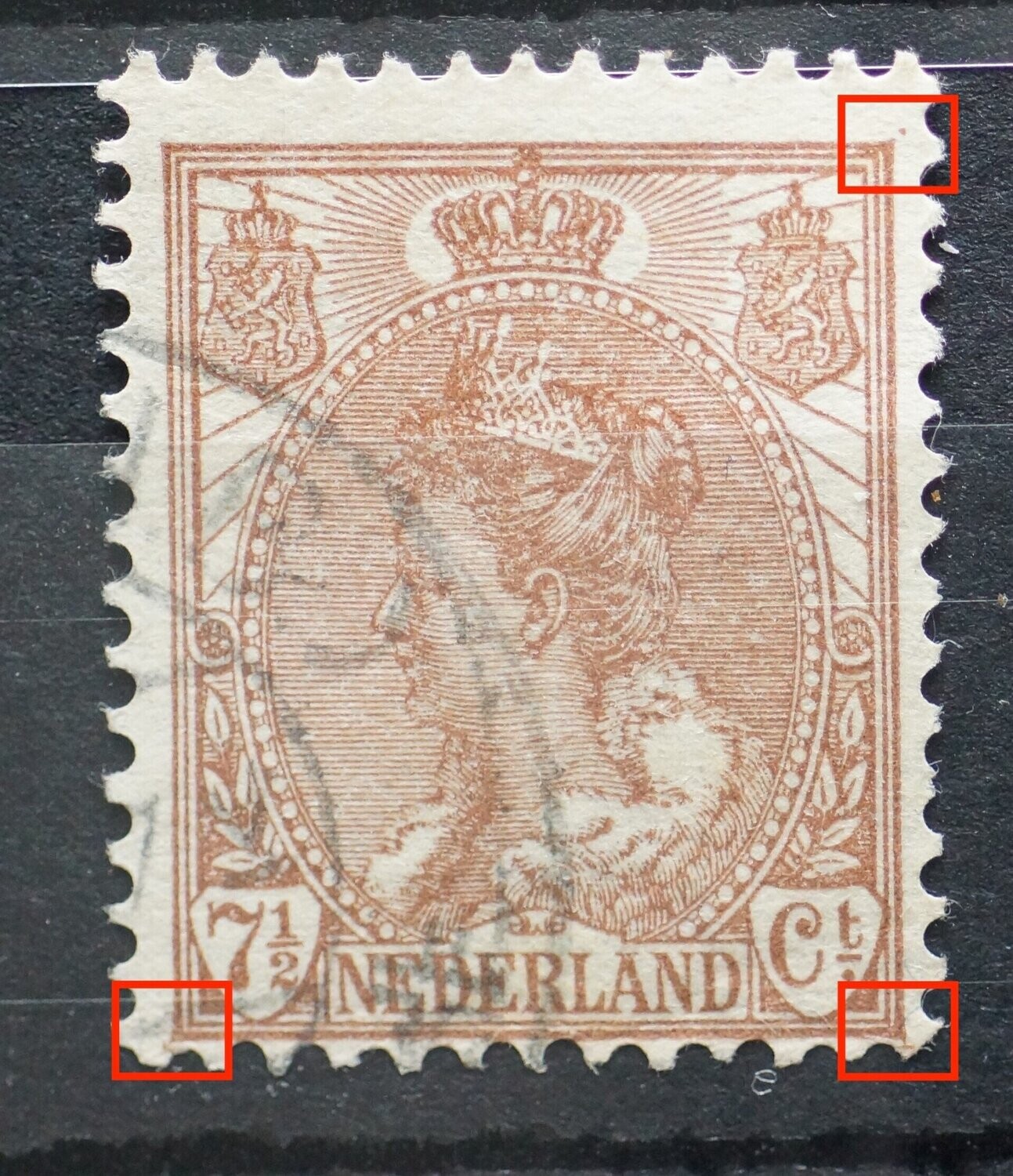 NVPH 61 - vervormingen aan drie hoeken