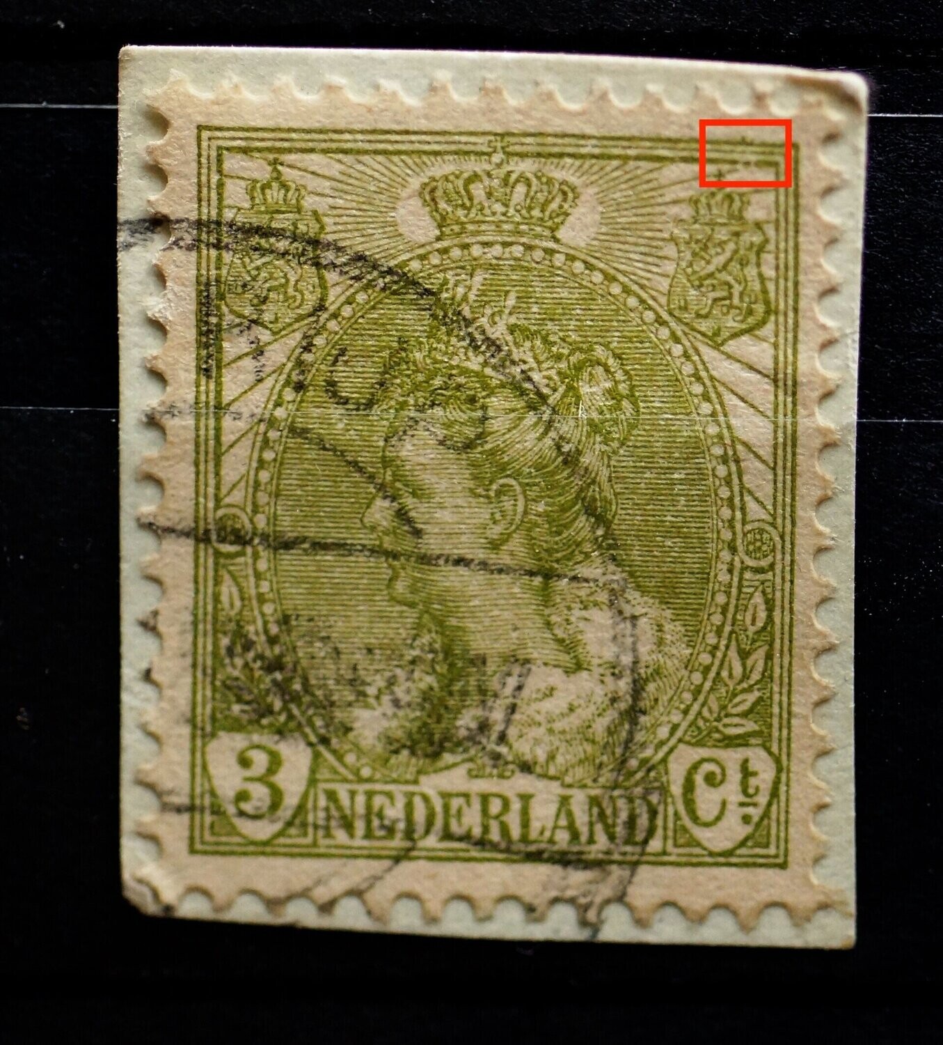 NVPH 57 - groene punt in kaderlijn en krasjes daarboven, rechts