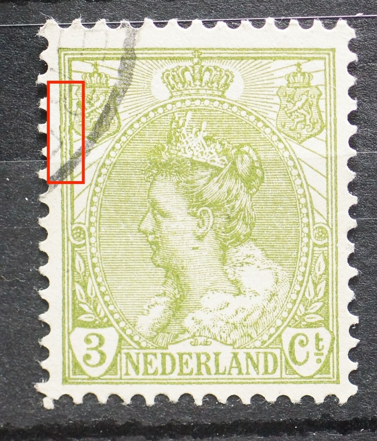 NVPH 57 - beschadigde kaderlijn  links, boven