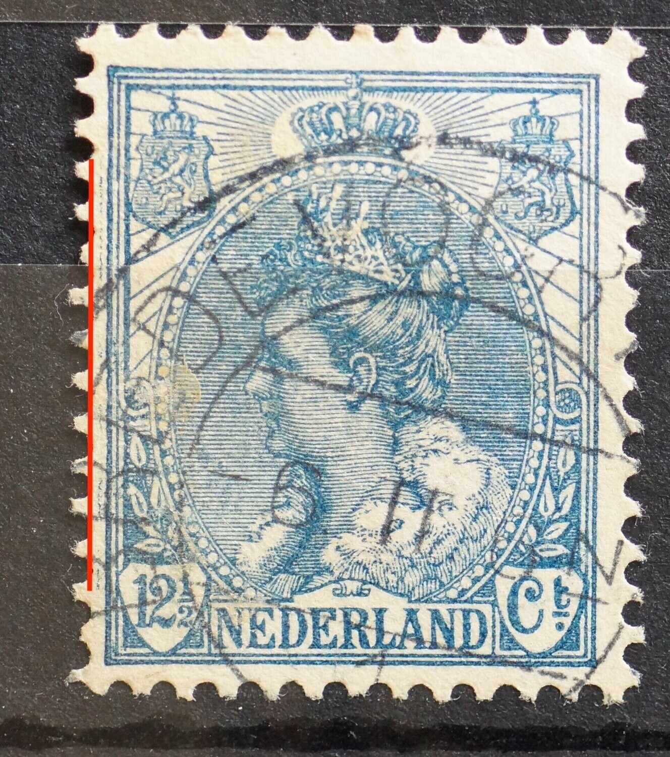 NVPH 63 - extra blauwe lijn naast zegelbeeld, links