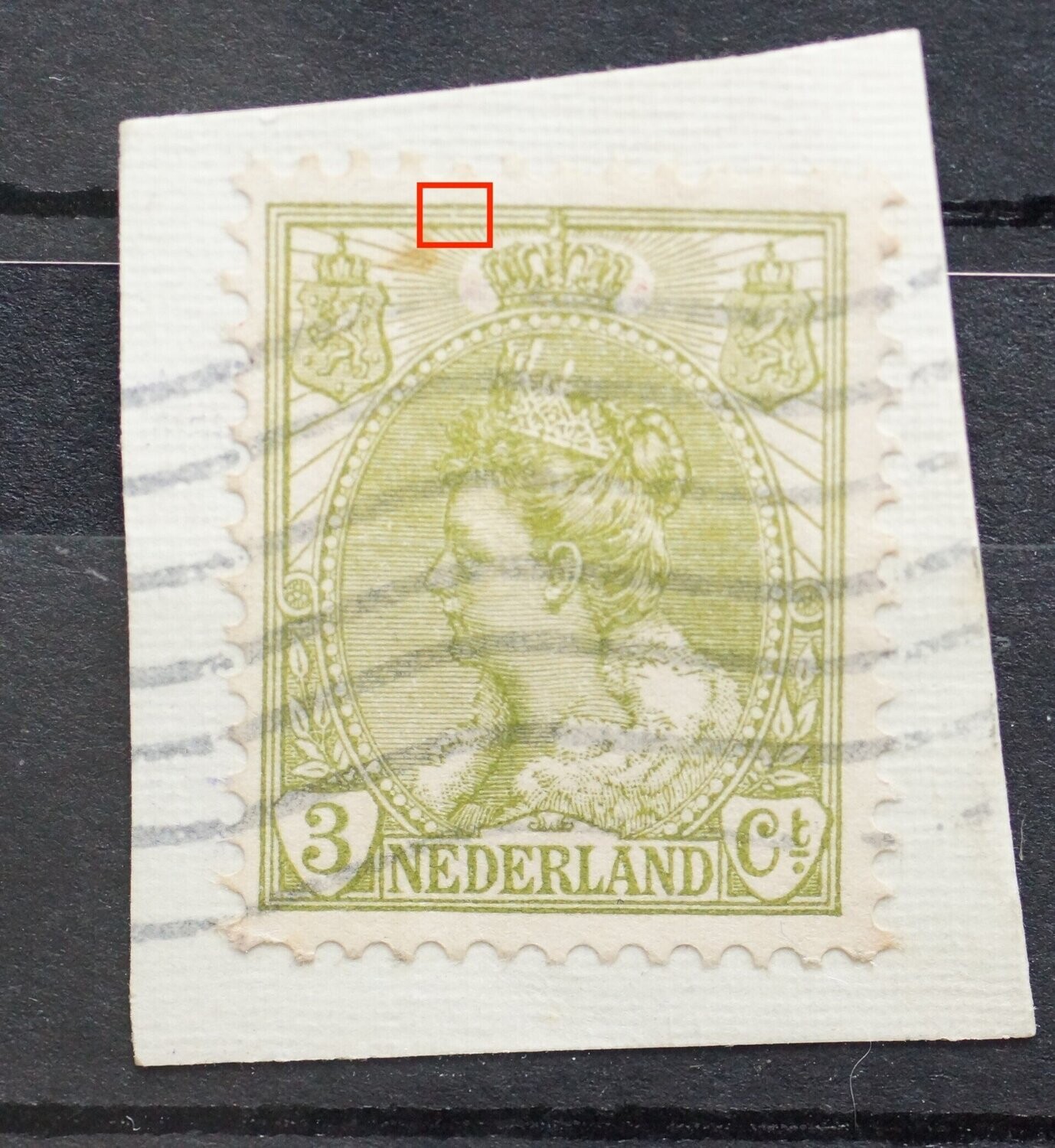 NVPH 57 - breuk in kaderlijnen boven