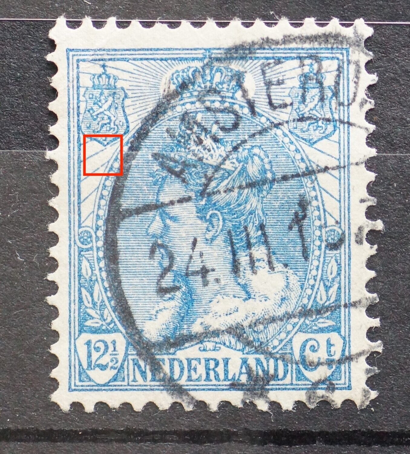 NVPH 63 - o.a. breukjes in stralen onder linker wapenschild