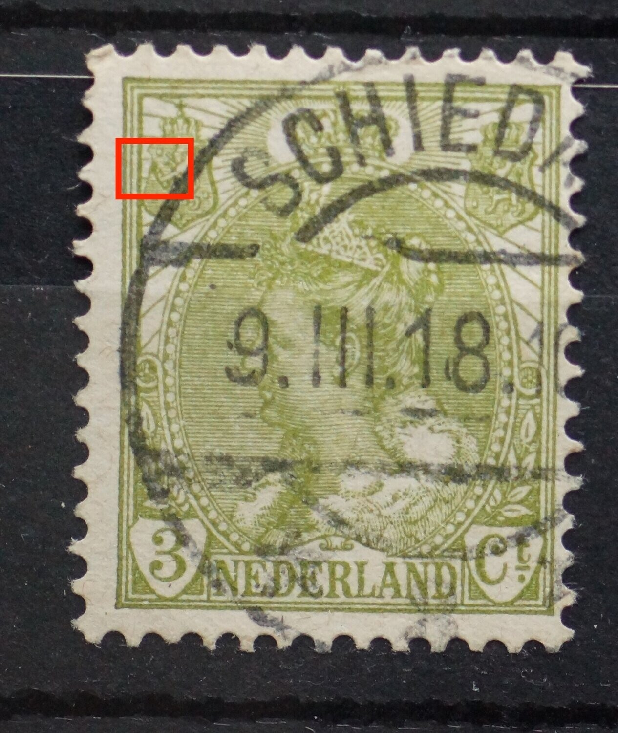 NVPH 57 - groene vlek boven pijlenbundel (linker wapenschild)