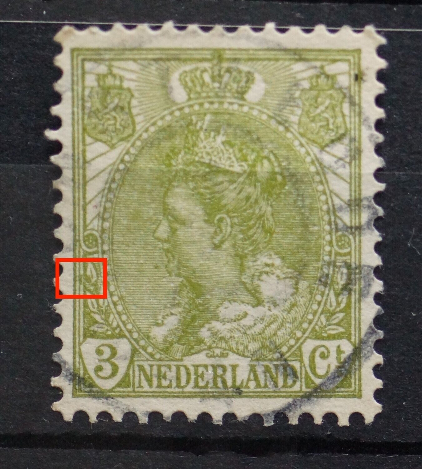 NVPH 57 - groene vlek tussen kaderlijnen links