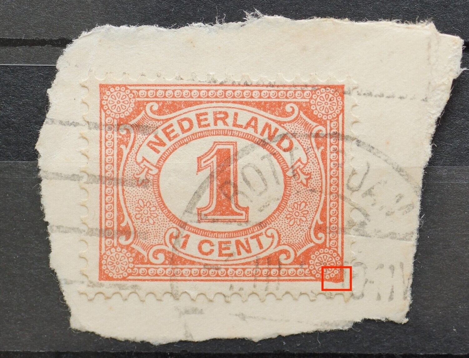 NVPH 51 - rode vlek/uitstulping in rechter onderhoek