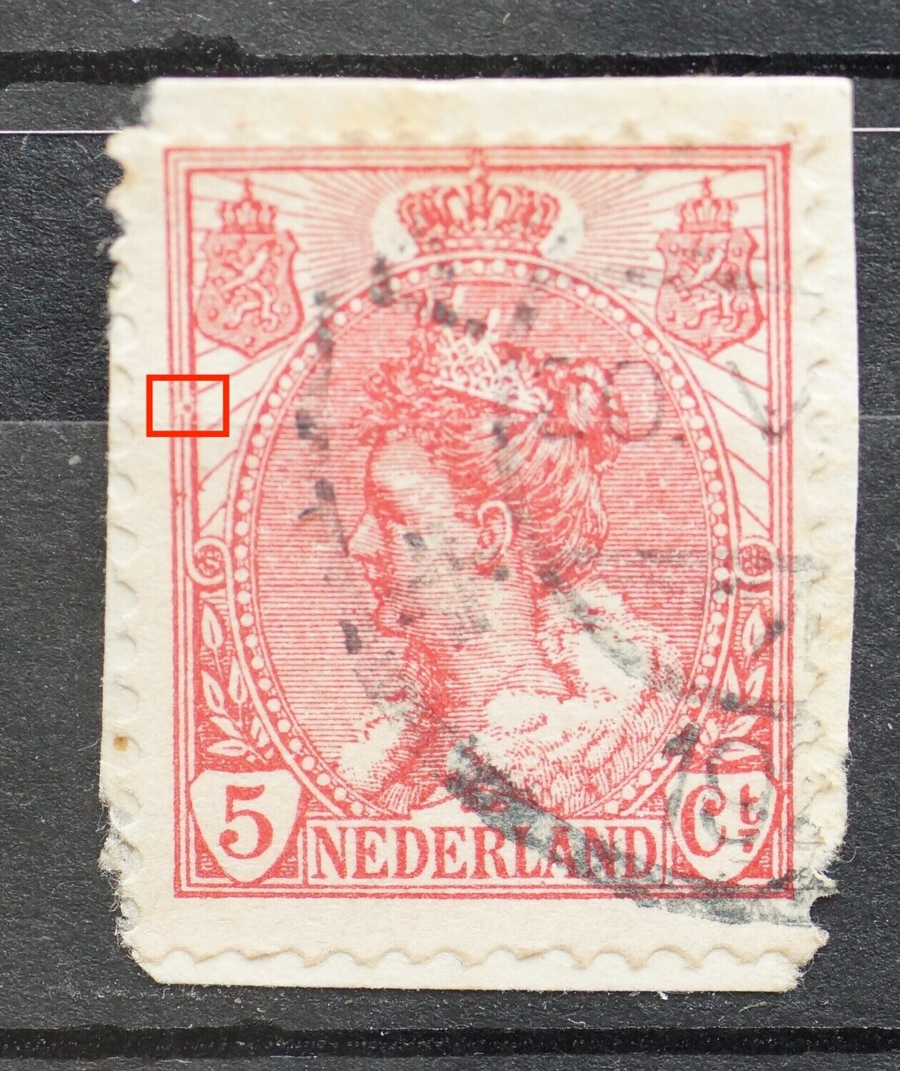 NVPH 60 - rode punt tussen kaderlijnen links