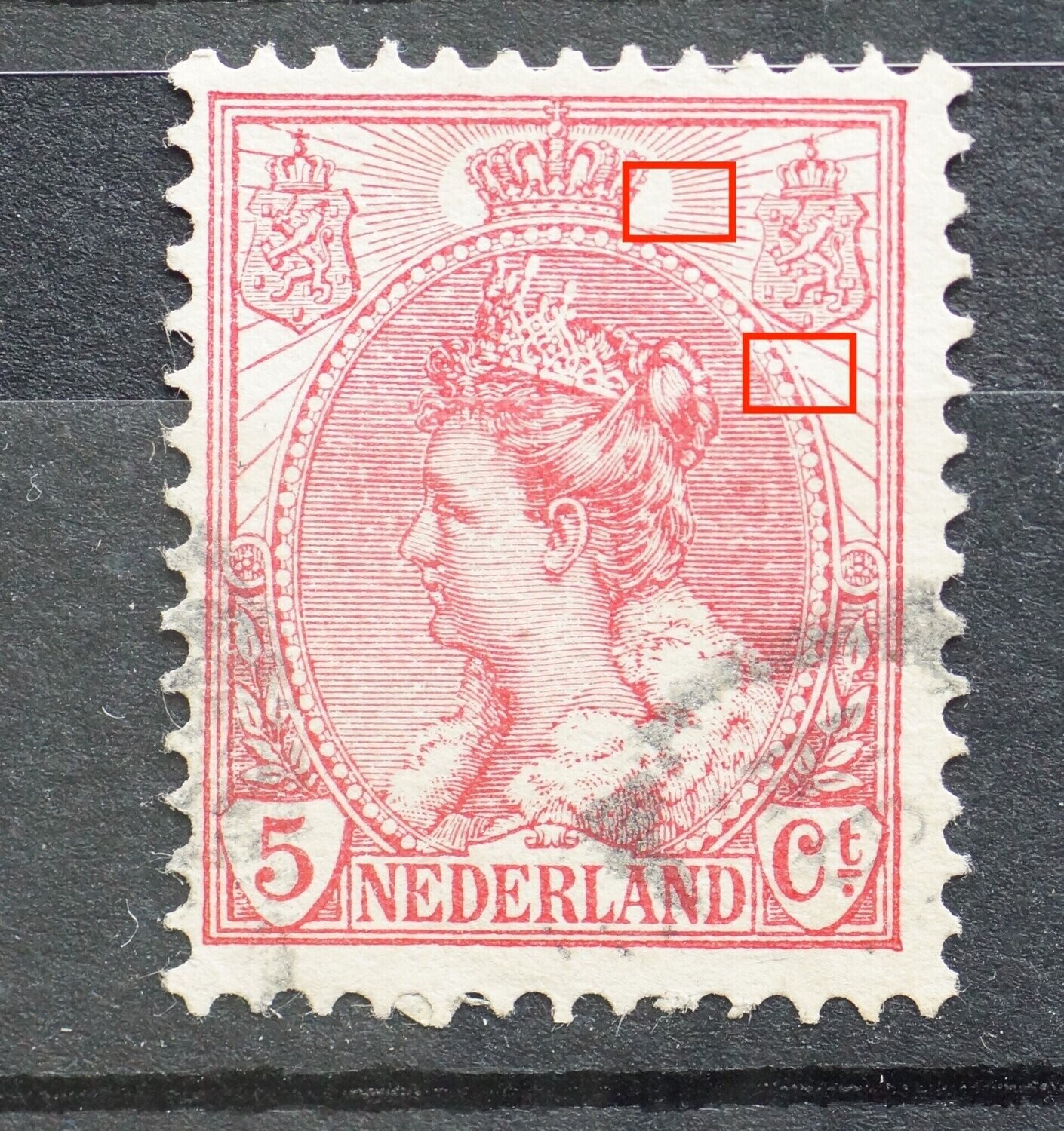 NVPH 60 - o.a. breuk in rand  medaillon onder rechter wapenschild