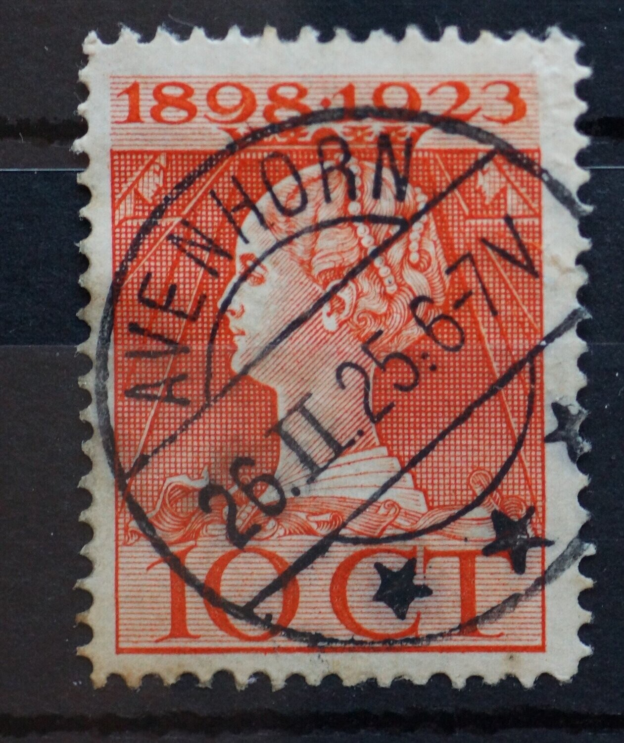 Avenhorn op NVPH 124