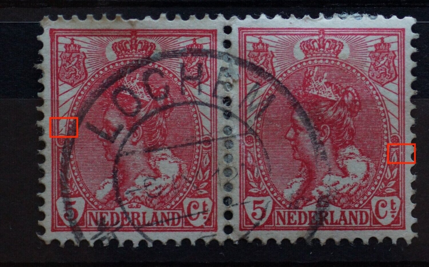 NVPH 60 - o.a. breuk in straal boven linker rozet (linker zegel) en in kaderlijn rechts (rechter zegel)